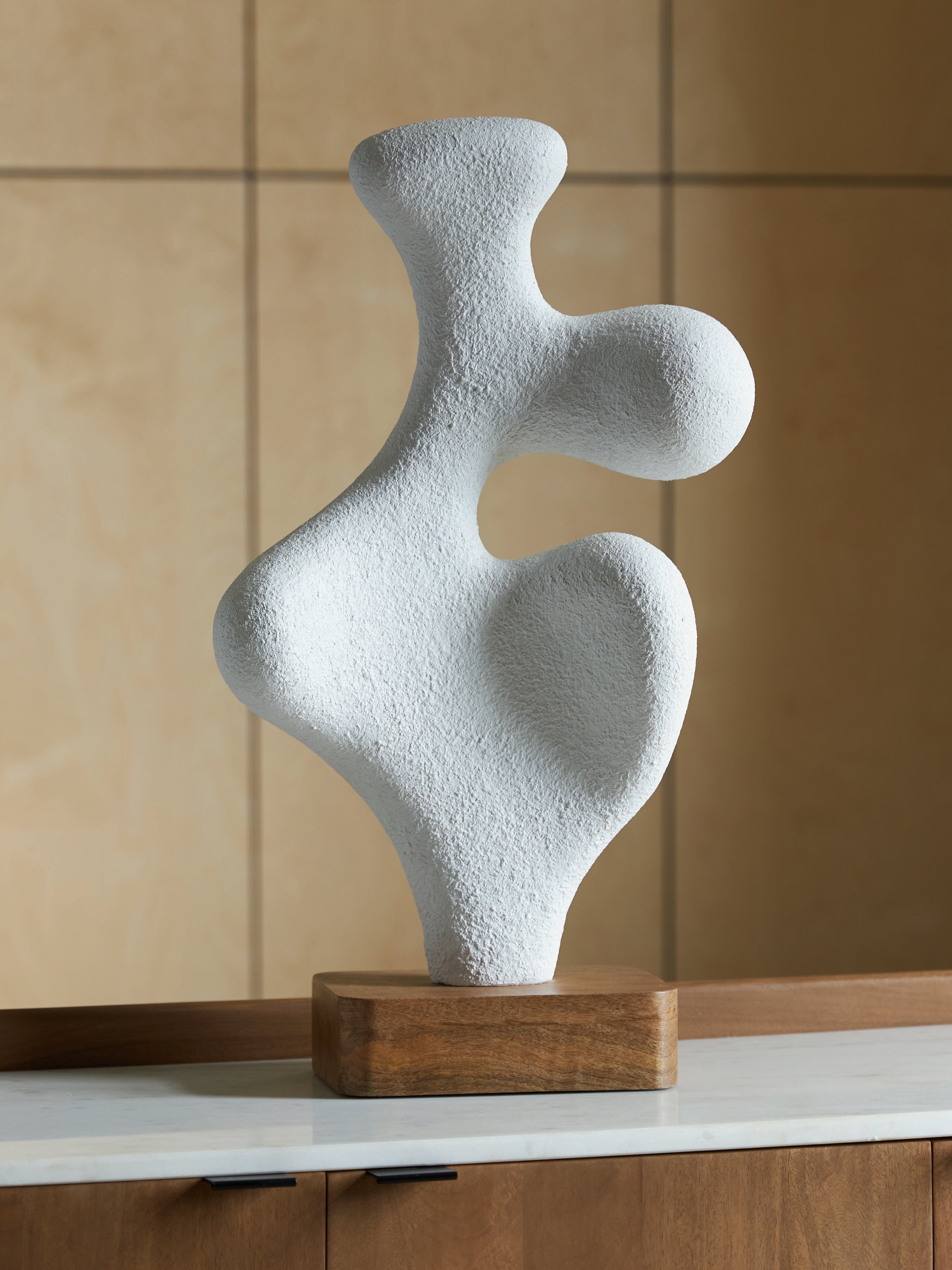 Lavarsen White/Brown Sculpture (25.13" H)