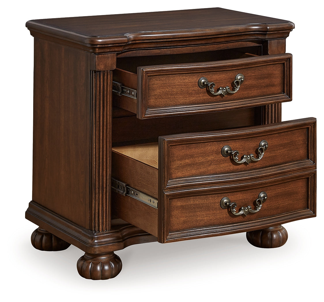 Lavinton King Poster Bed, Dresser, Mirror and Nightstand, Brown