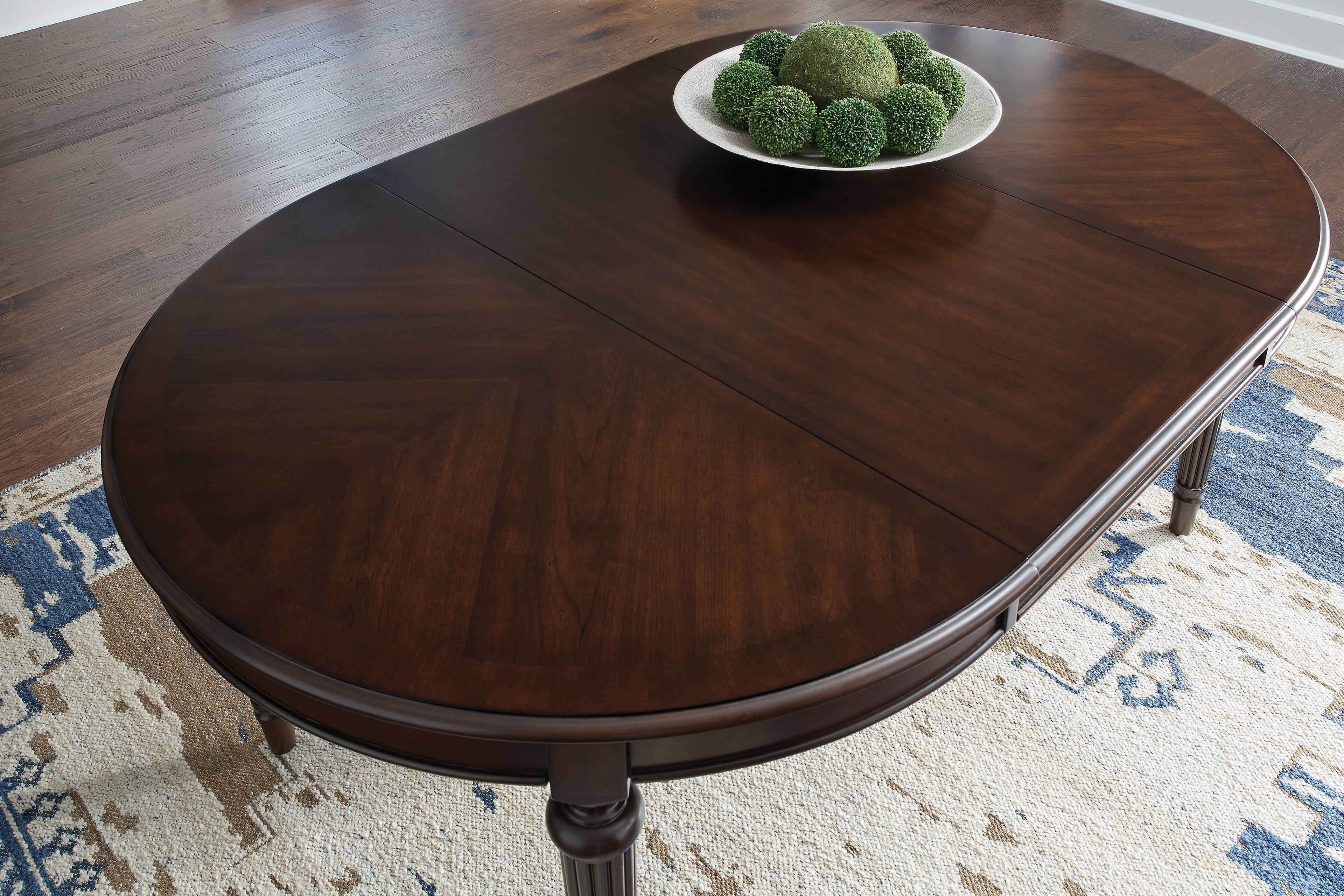 Lavinton Tan/Brown Extension Dining Table and 4 Chairs