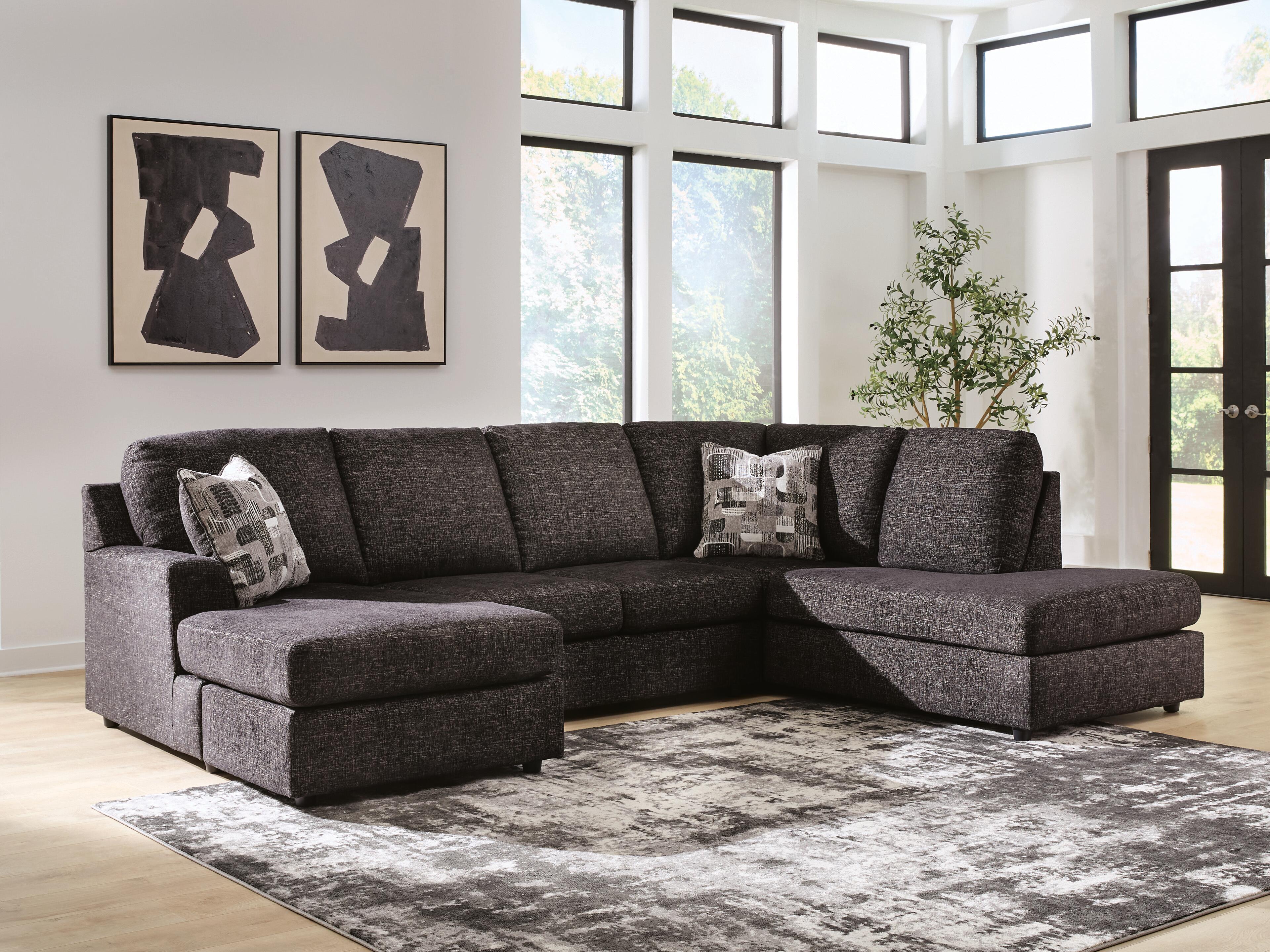 Lentiz Onyx 2-Piece Sectional w/ Chaise