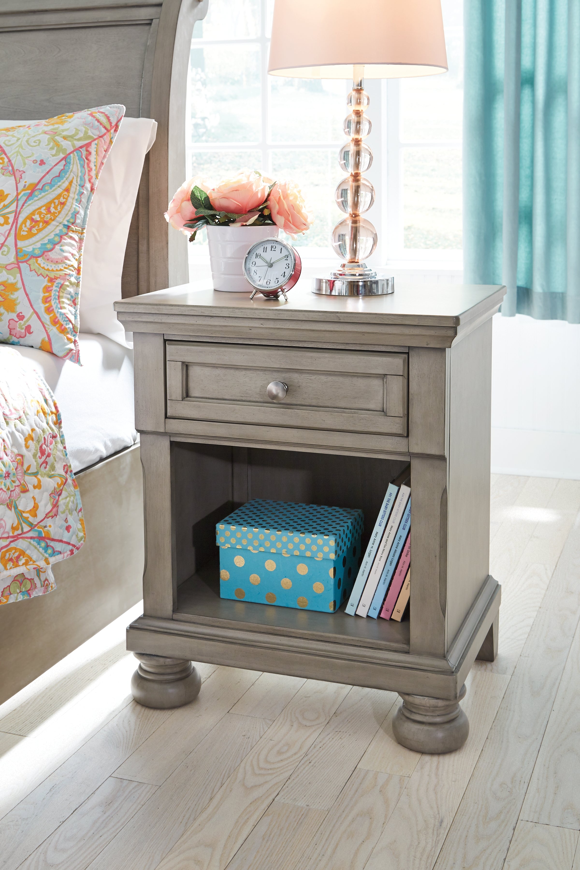 Lettner California King Panel Storage Bedroom Set