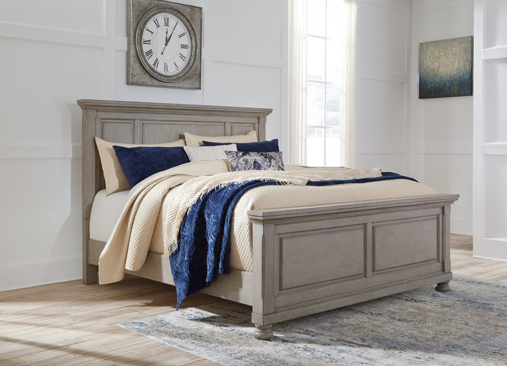 Lettner King Panel Bedroom Set, Light Gray