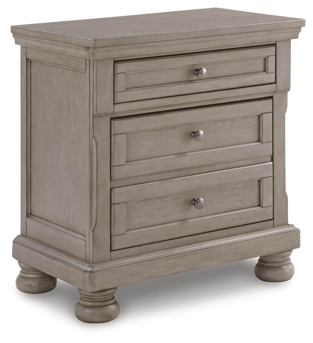 Lettner Light Gray Queen Panel Bed, Dresser and 2 Nightstands