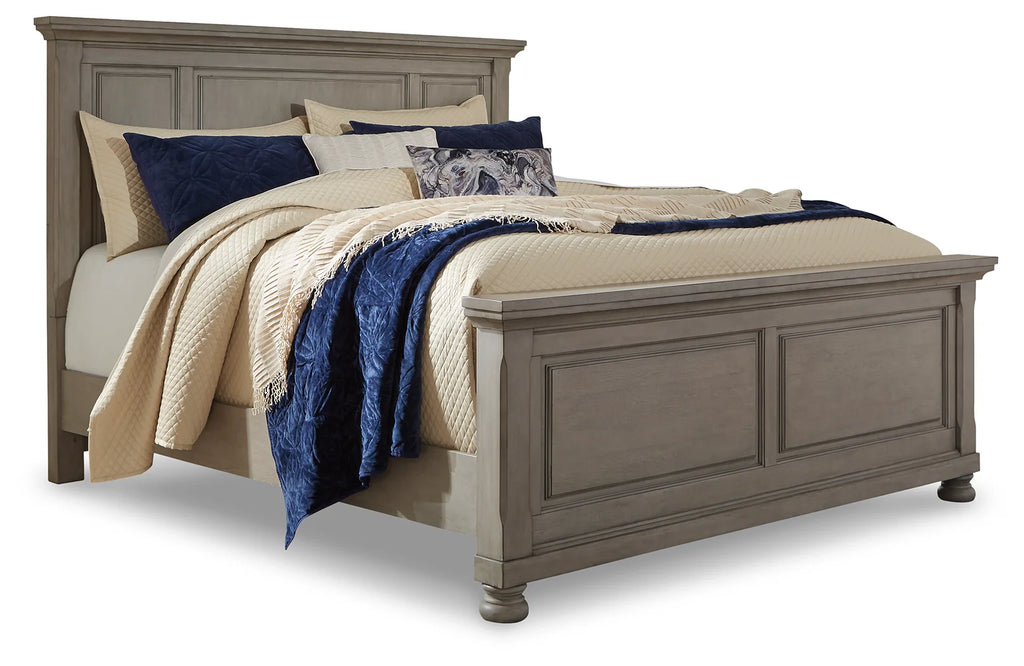 Lettner Light Gray Queen Panel Bedroom Set with Dresser and Mirror