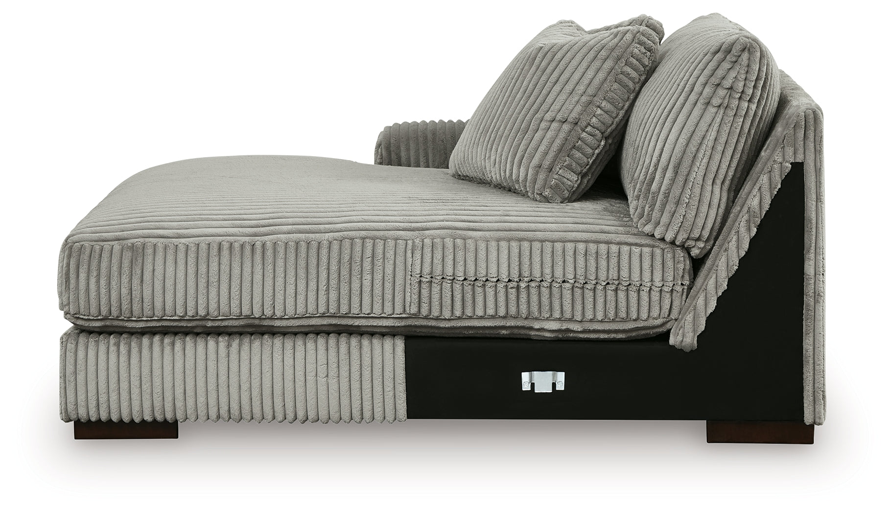 Lindyn Fog 3-Piece Sectional with Double Chaise