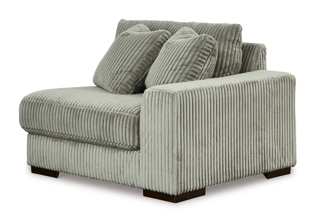 Lindyn Fog 4pc LAF Chaise Sectional