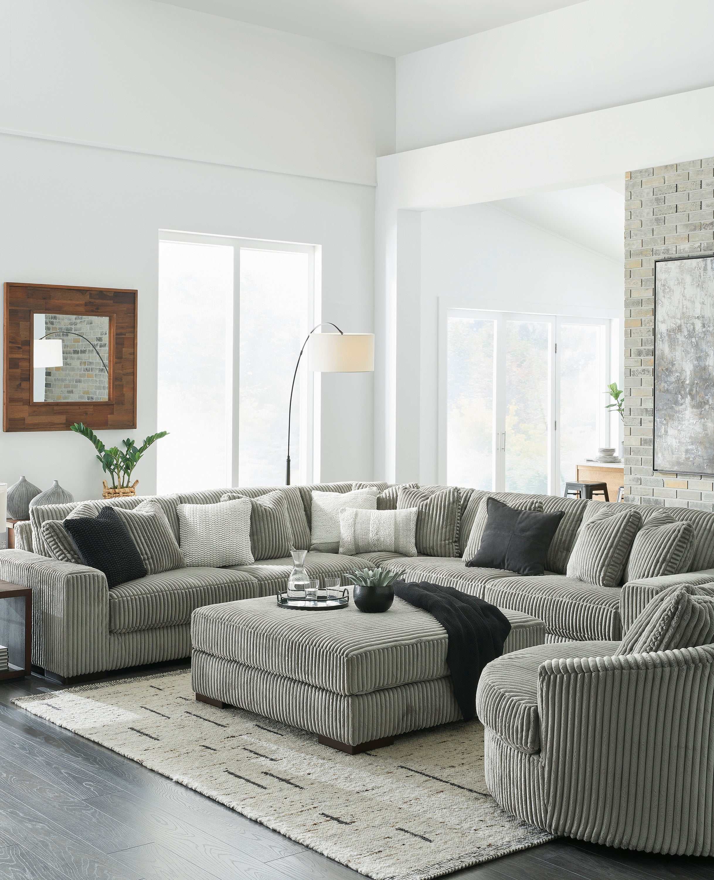 Lindyn Fog Modular Sectional Units
