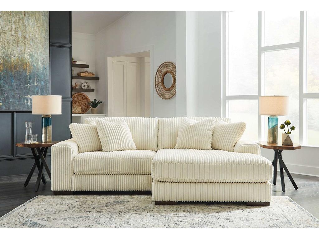Lindyn Ivory 2pc RAF Chaise Sectional