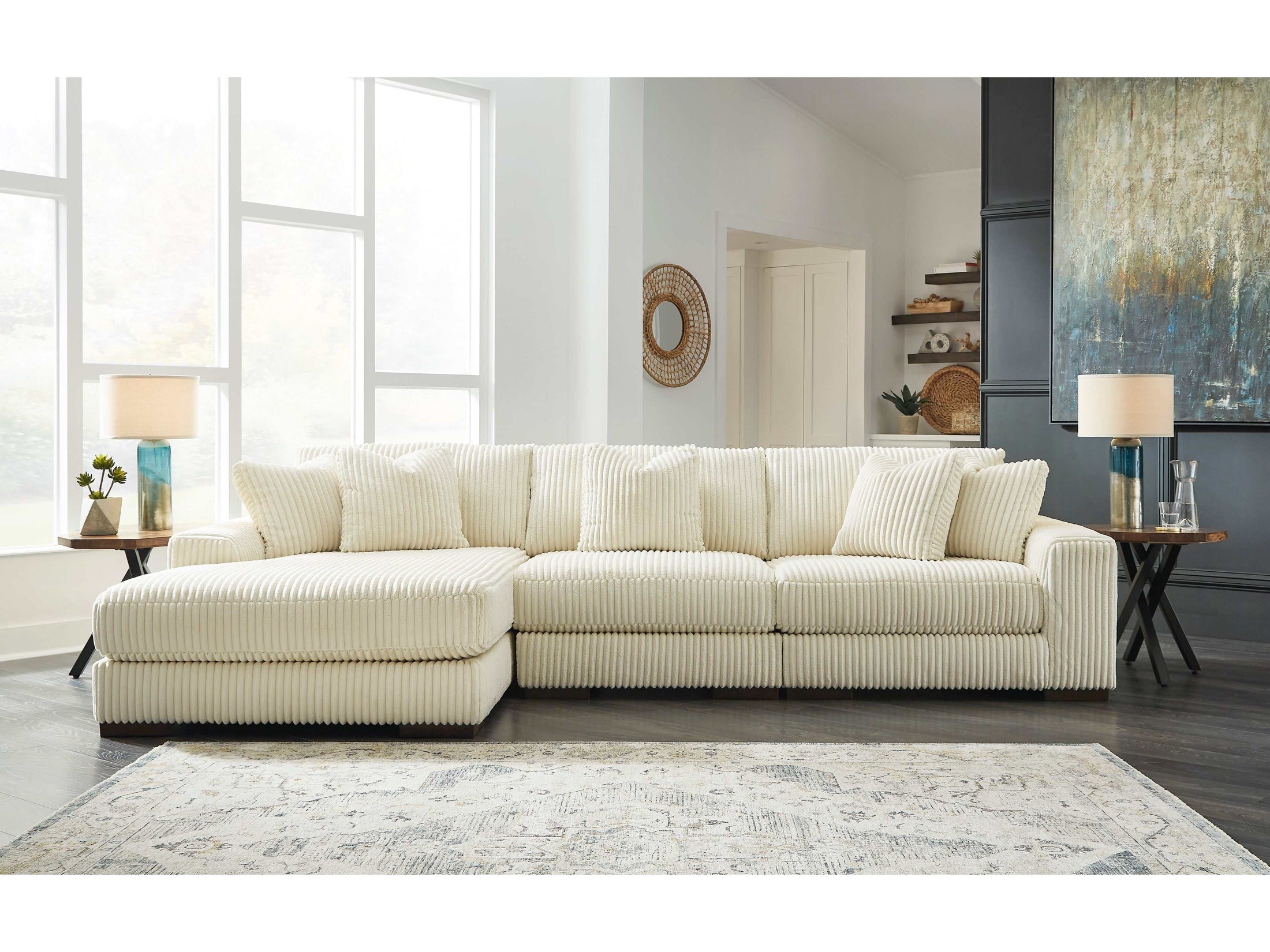 Lindyn Ivory 3pc LAF Chaise Sectional