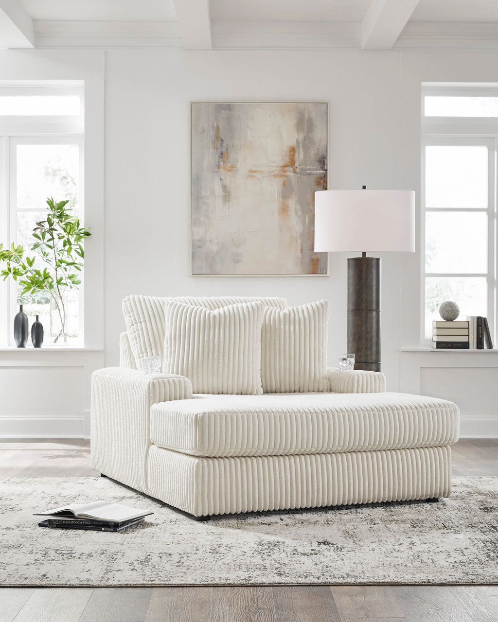 Lindyn Ivory 6pc LAF Chaise Sectional