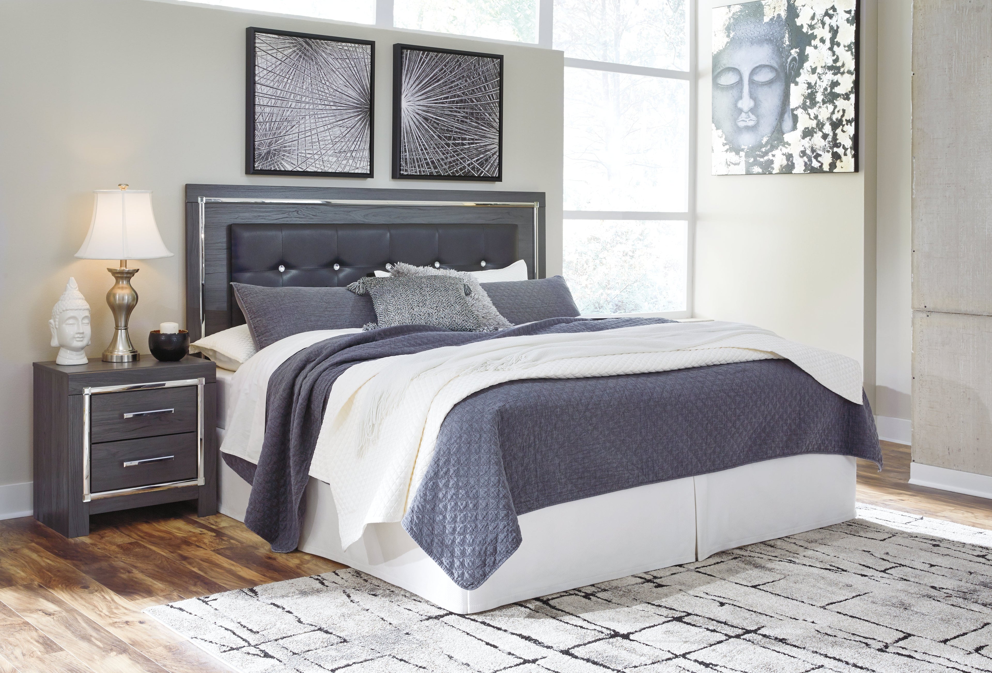Lodanna King/Cal King Panel Headboard, Dresser, Mirror and 2 Nightstands, Gray