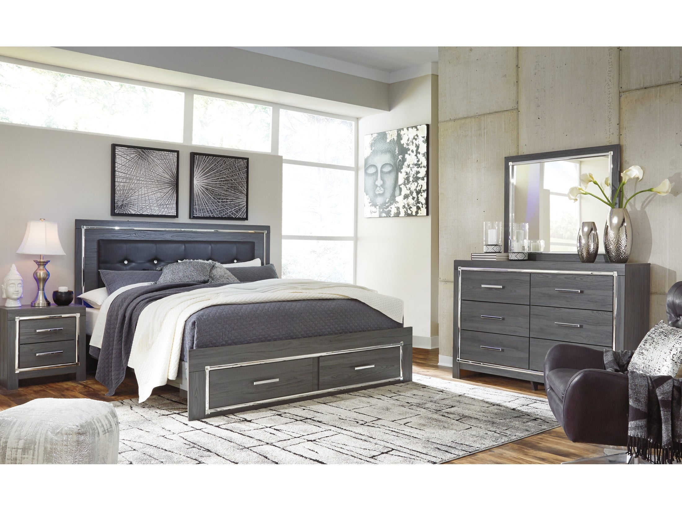 Lodanna King Panel Storage Bedroom Set, Gray
