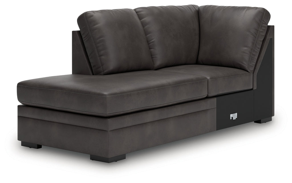 Lofton-Pike Shadow 2-Piece Sectional with Chaise