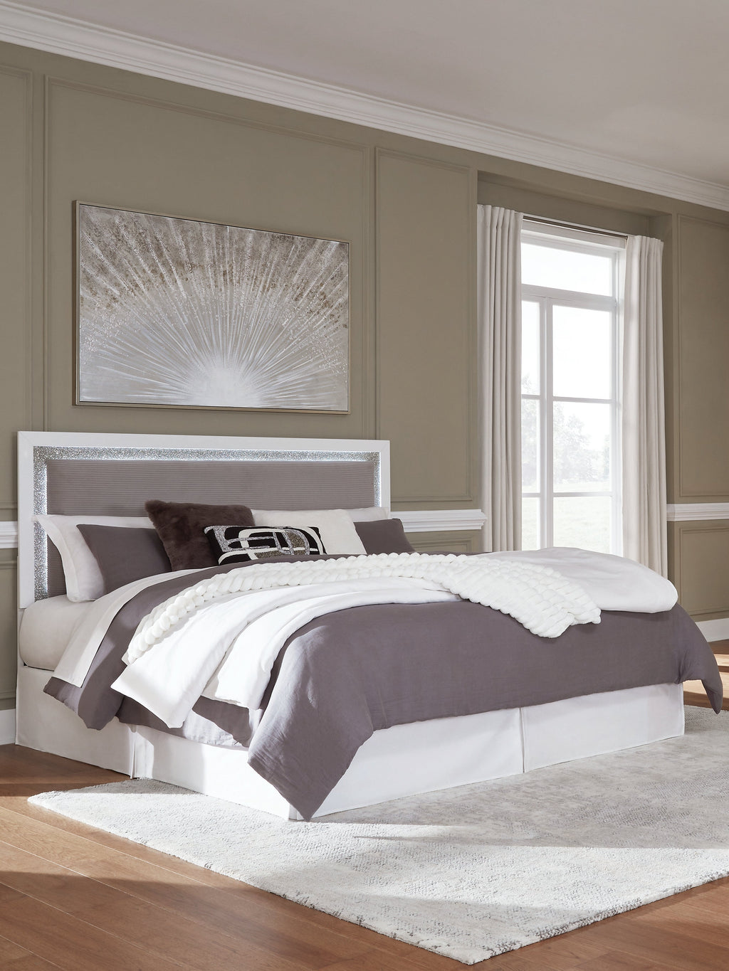 Maeling White/Gray King Upholstered Panel Headboard