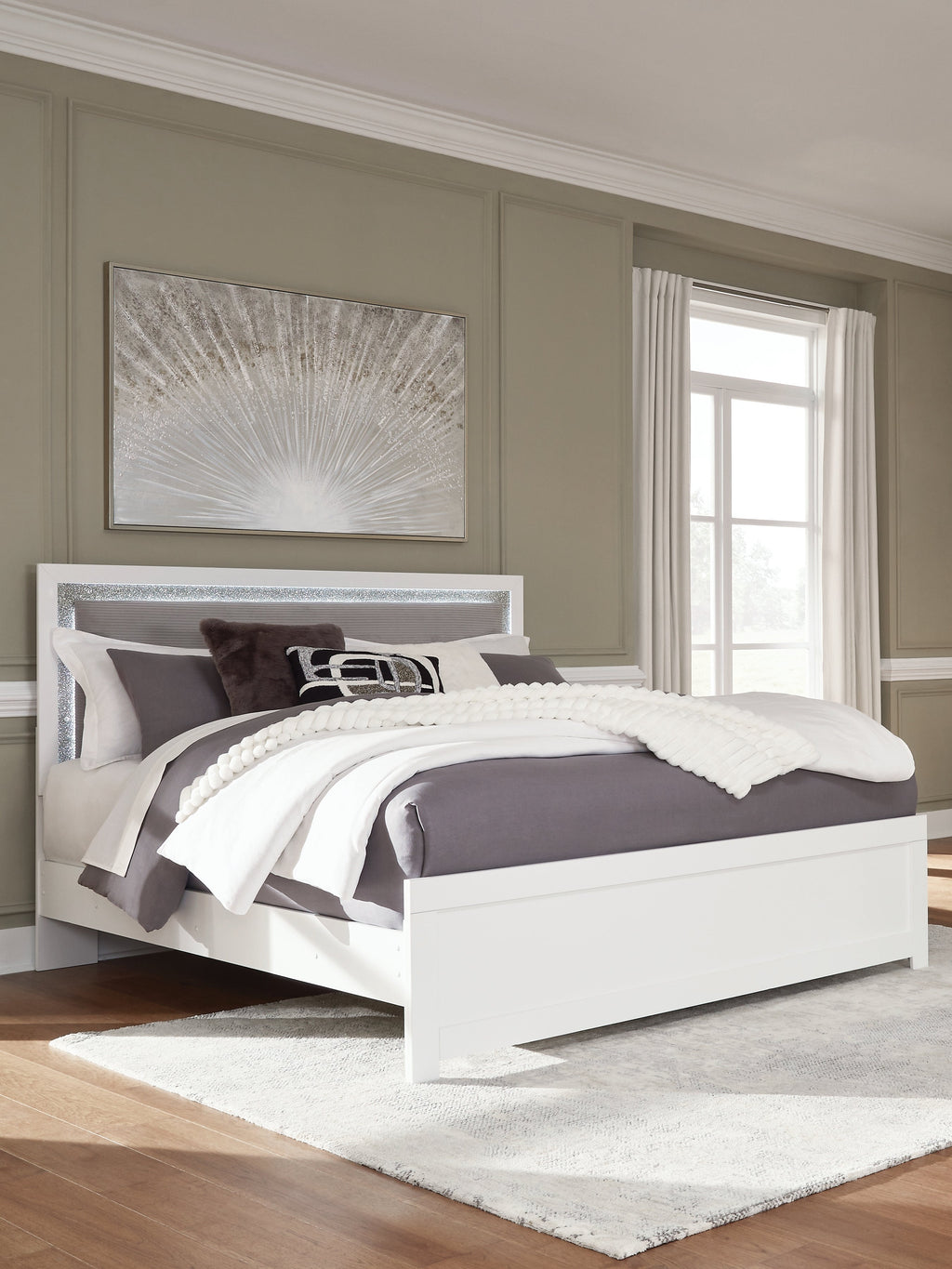 Maeling White King Upholstered Panel Bed