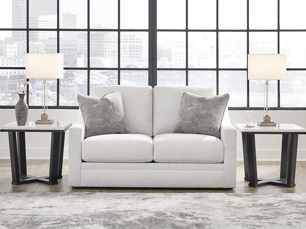 Maitelynn Chalk Loveseat