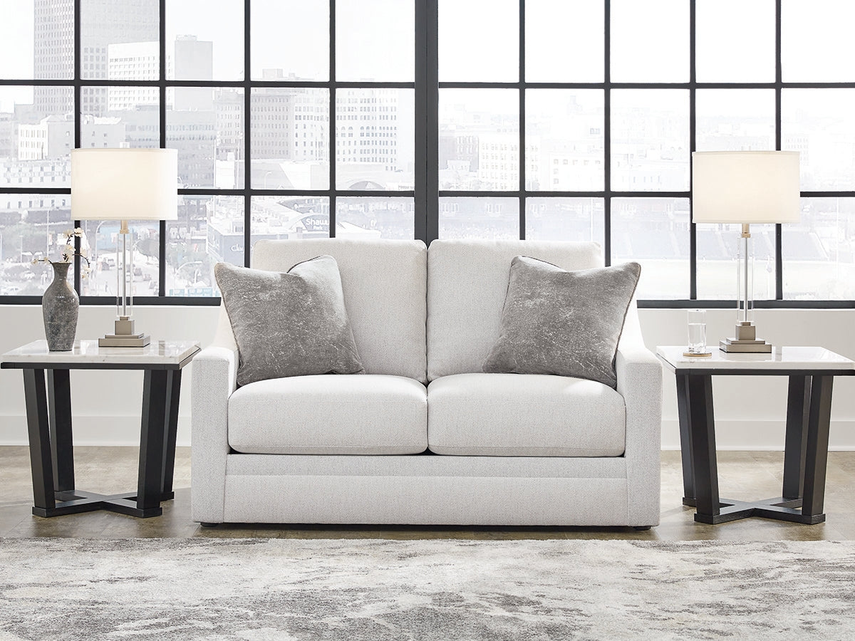 Maitelynn Chalk Loveseat