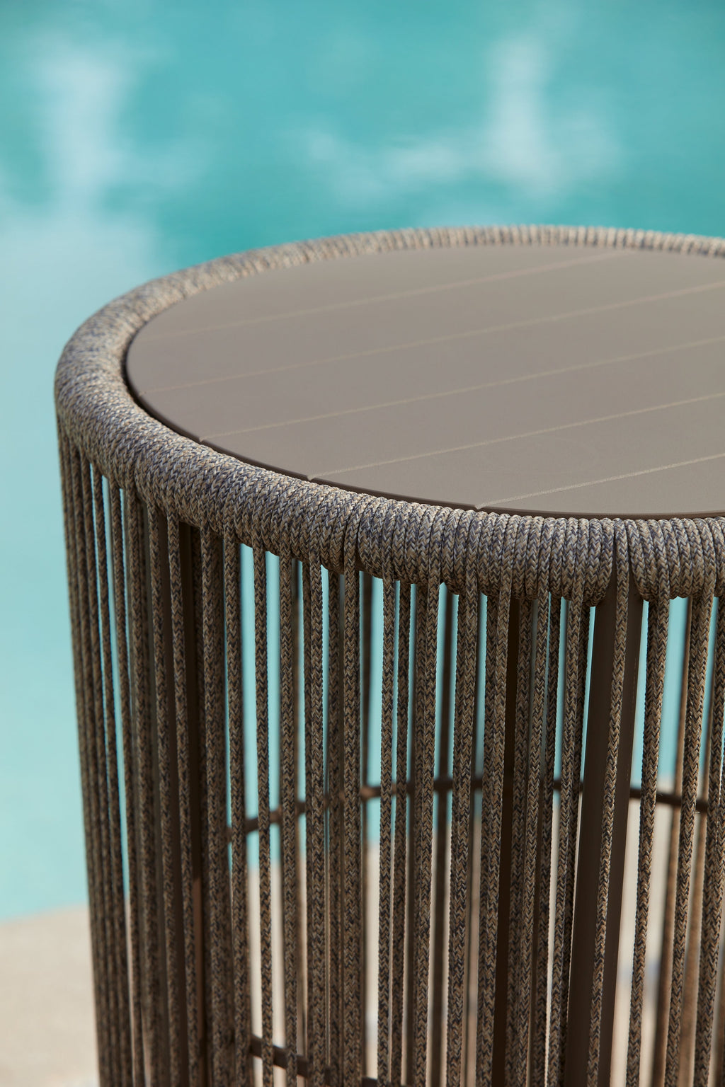 Majors Beach Beige Chairs w/CUSH/Table Set (Set of 3)