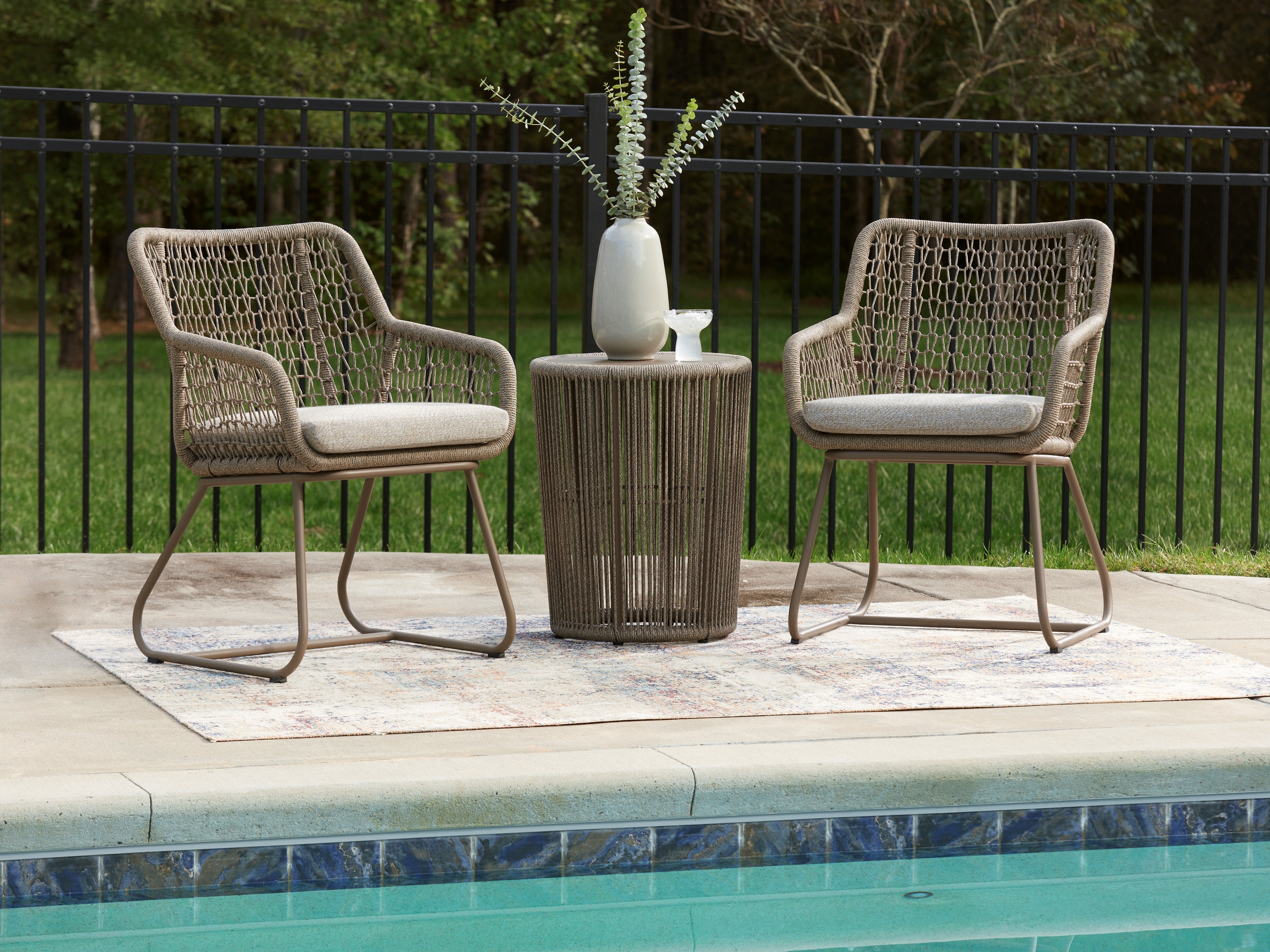 Majors Beach Beige Chairs w/CUSH/Table Set (Set of 3)