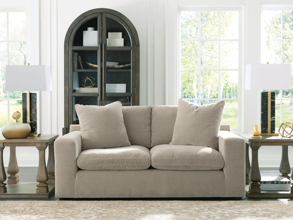 Maxton Heights Pebble Loveseat