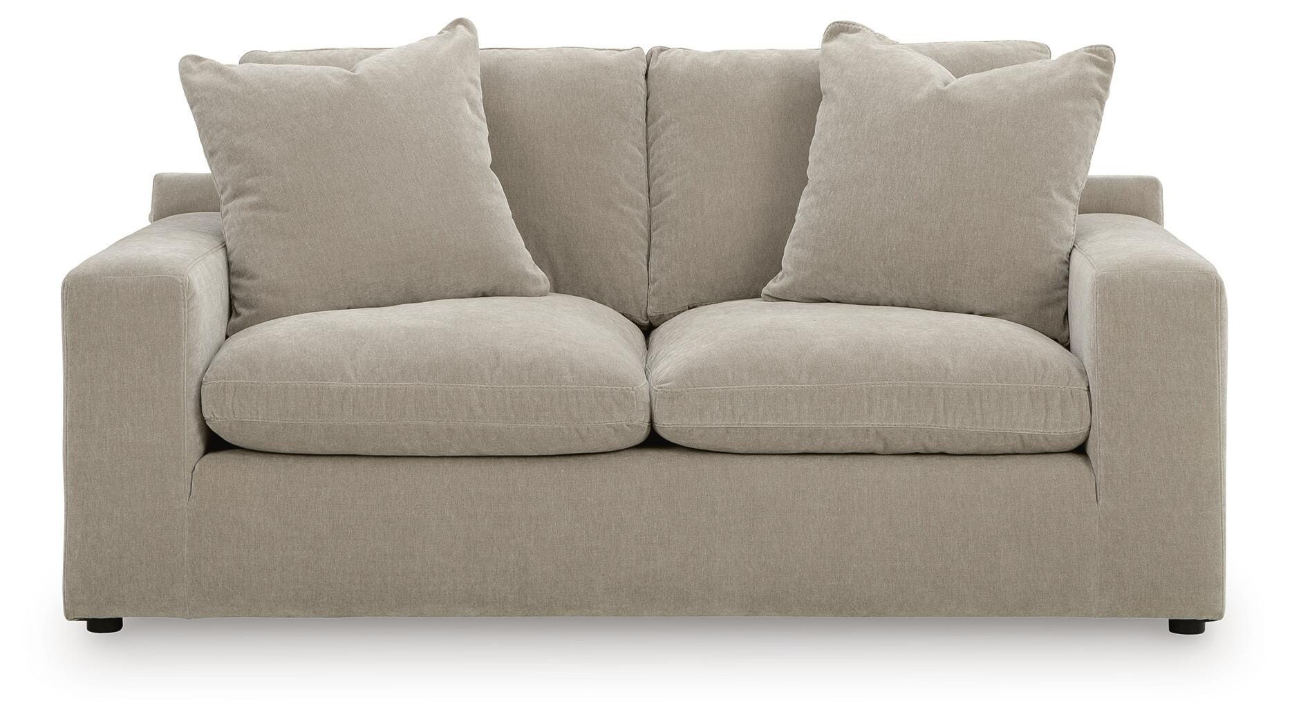 Maxton Heights Pebble Loveseat