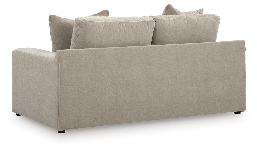 Maxton Heights Pebble Loveseat