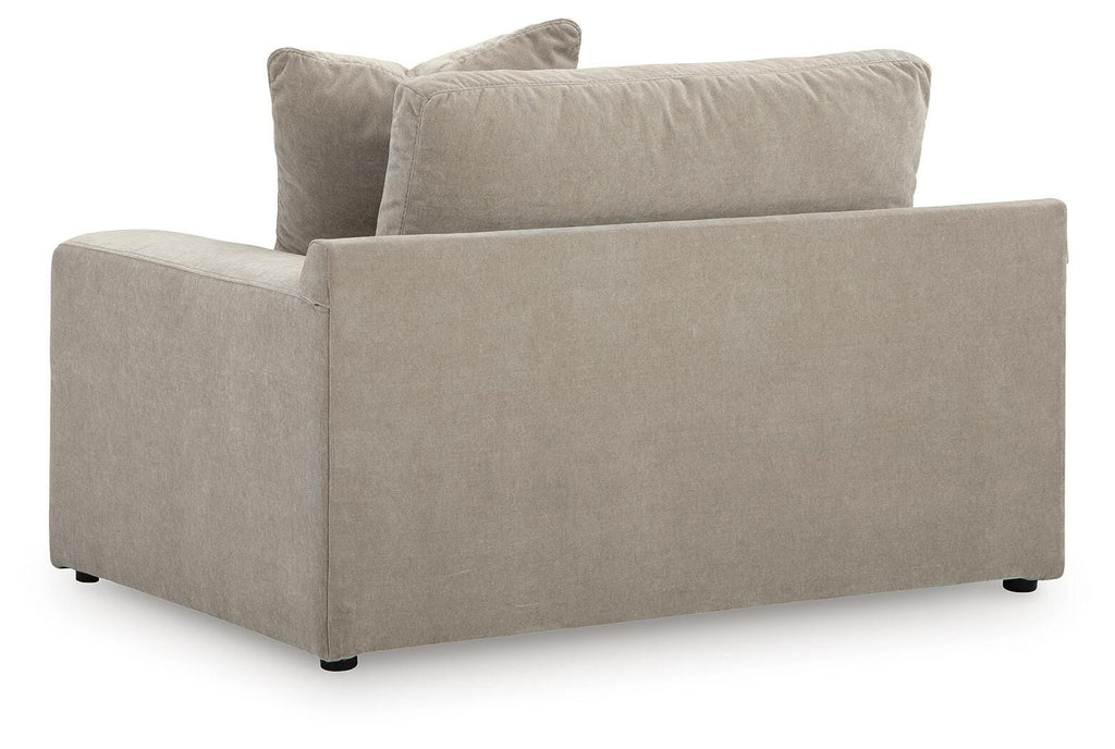 Maxton Heights Pebble Oversized Chair