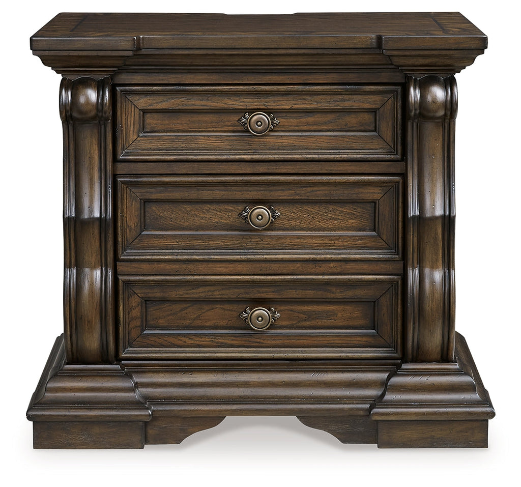 Maylee Queen Panel Bedroom Set, Dark Brown