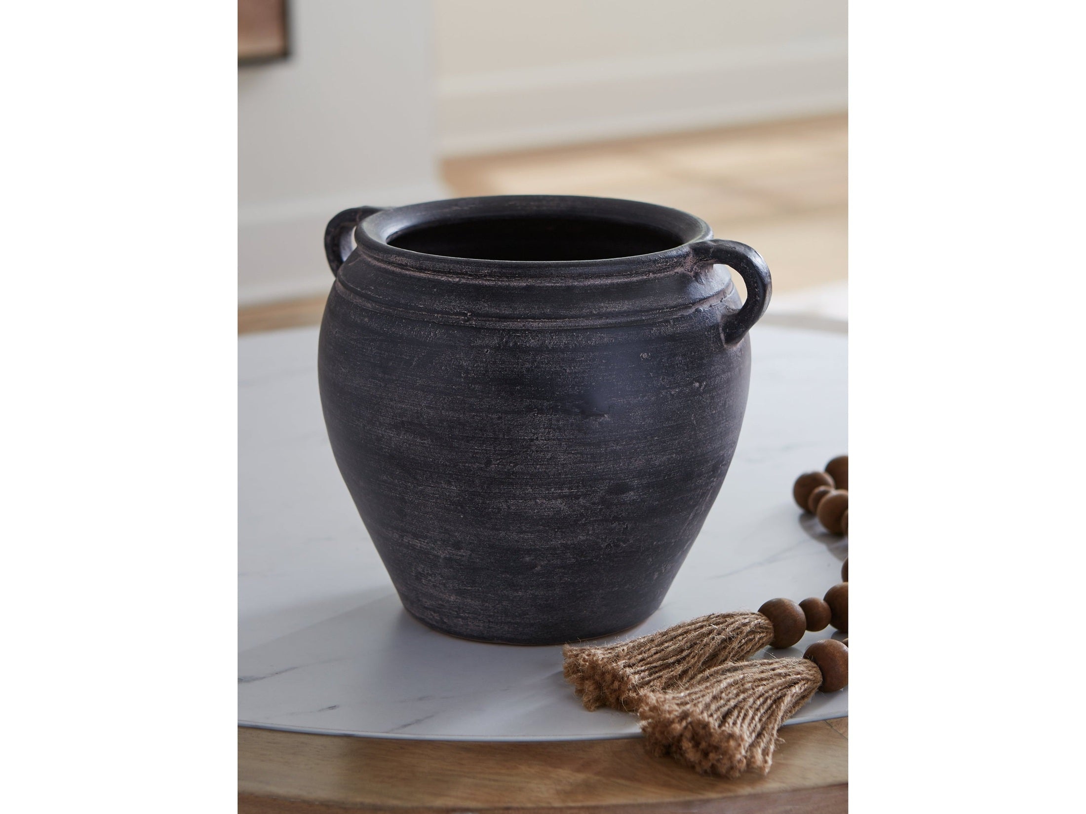 Meadie Black Vase
