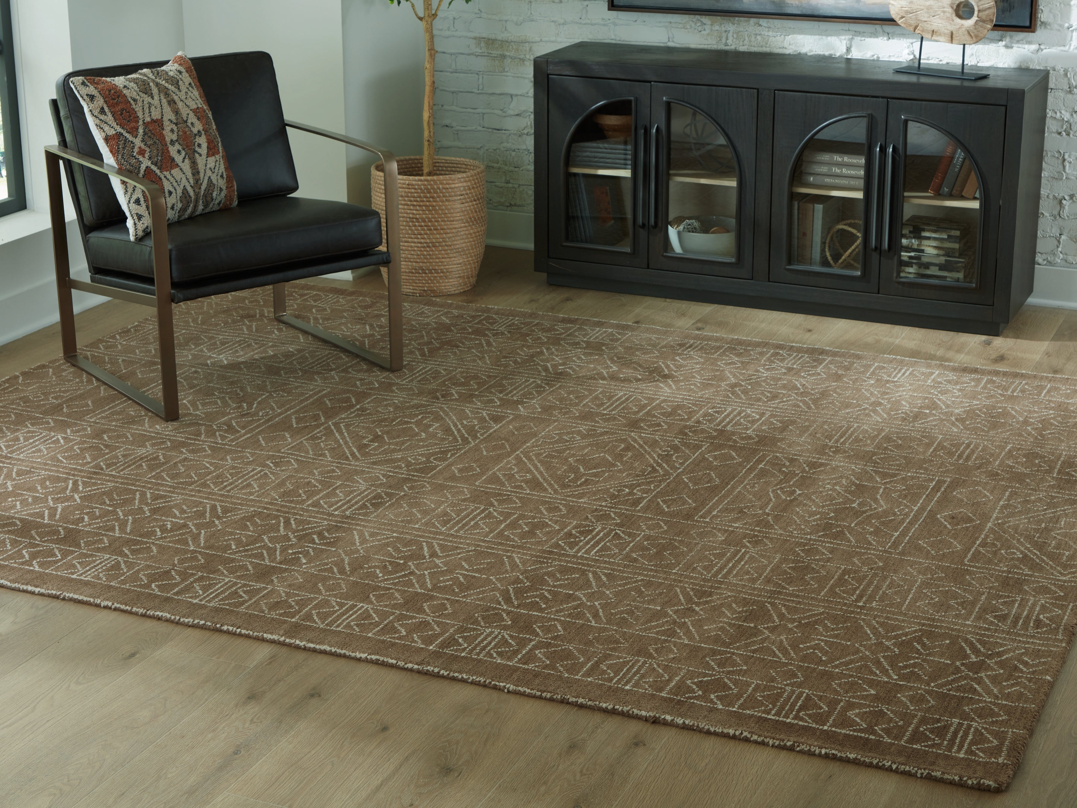 Merrittman Brown/Ivory Large Rug