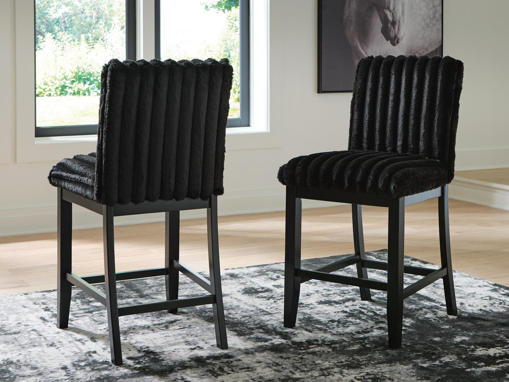 Mervannie Black Counter Height Barstool (Set of 2)