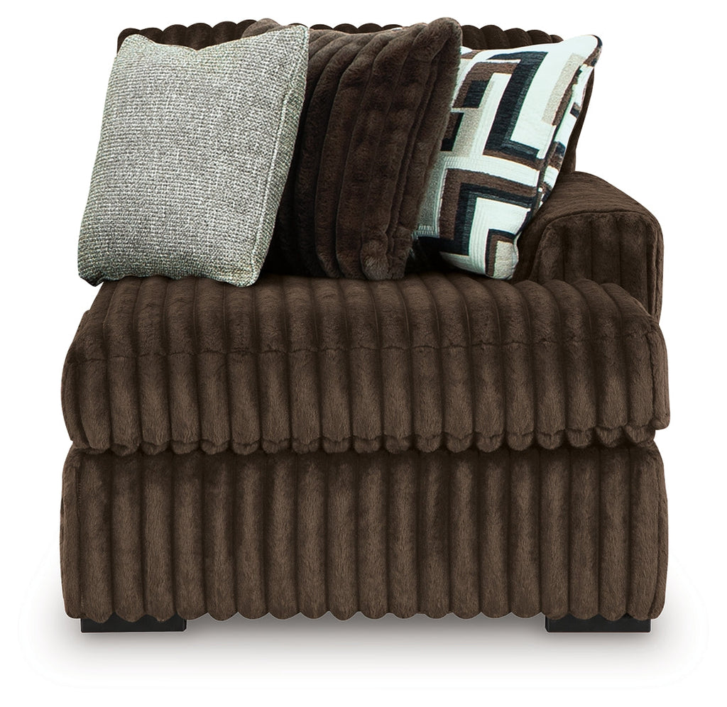 Midnight-Madness Chocolate 4-Piece Sectional and Oversized Chair