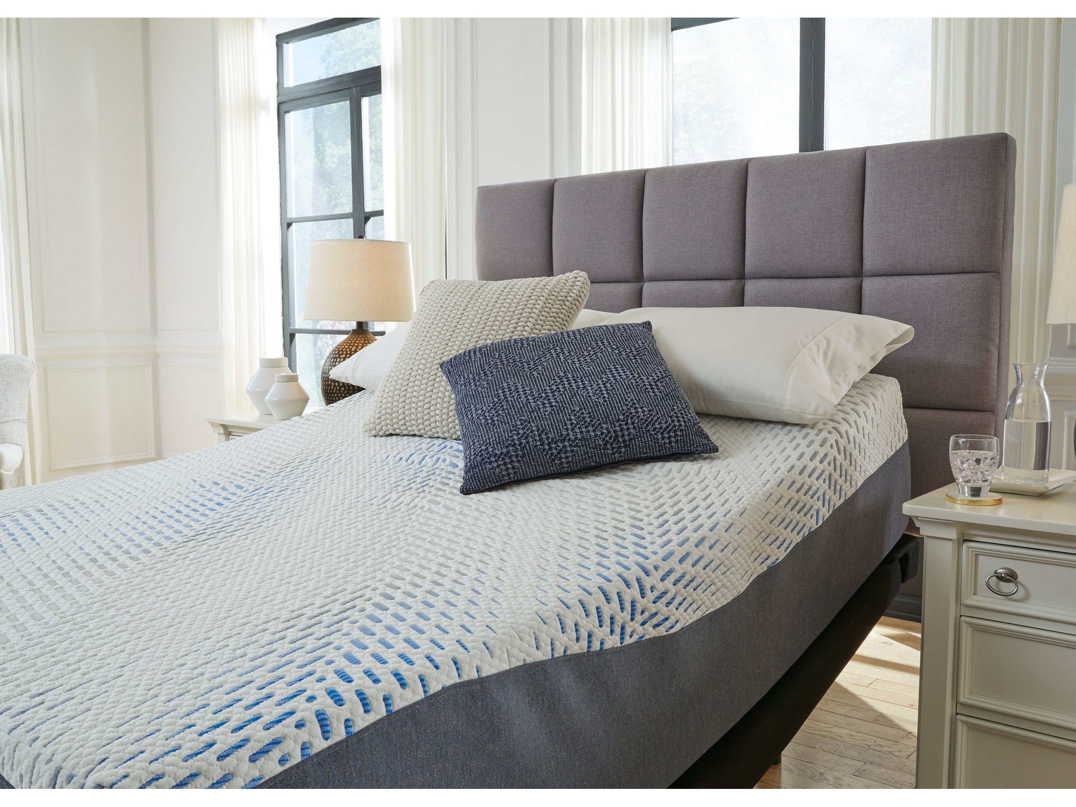 Millennium Gel Memory Foam Hybrid Queen 15" Mattress / plush