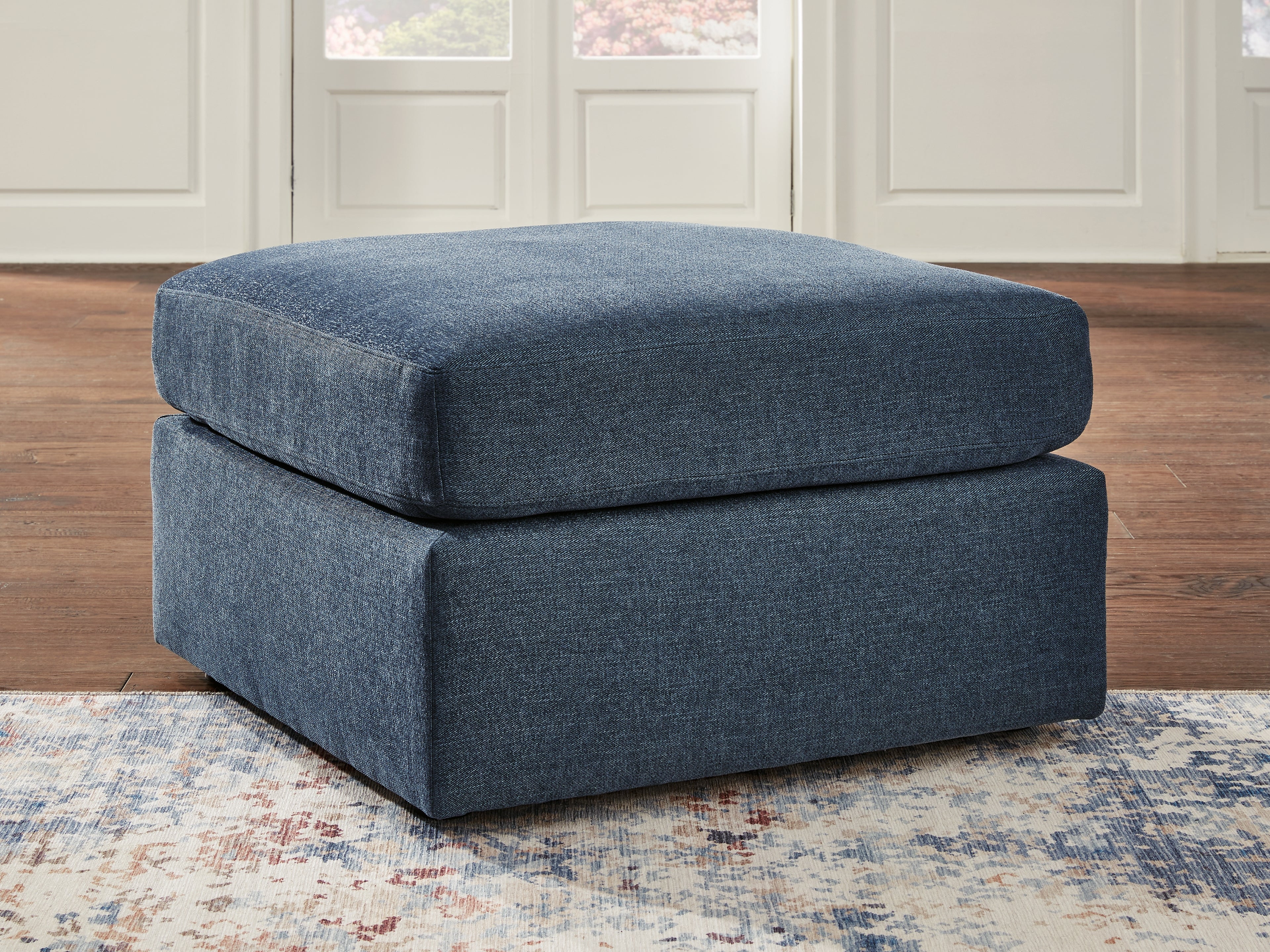 Modmax Ink 3-Piece Sectional and 2 Ottomans
