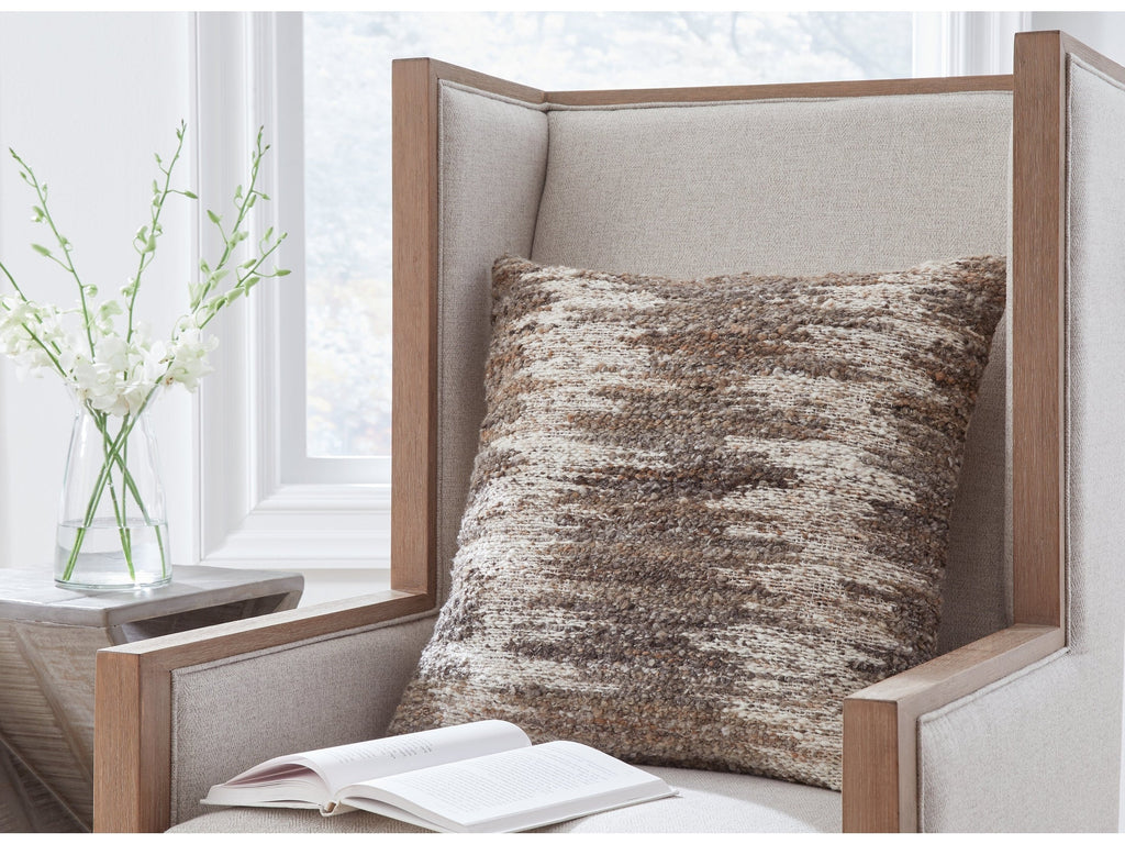 Nealton Brown/White Pillow (Set of 4)