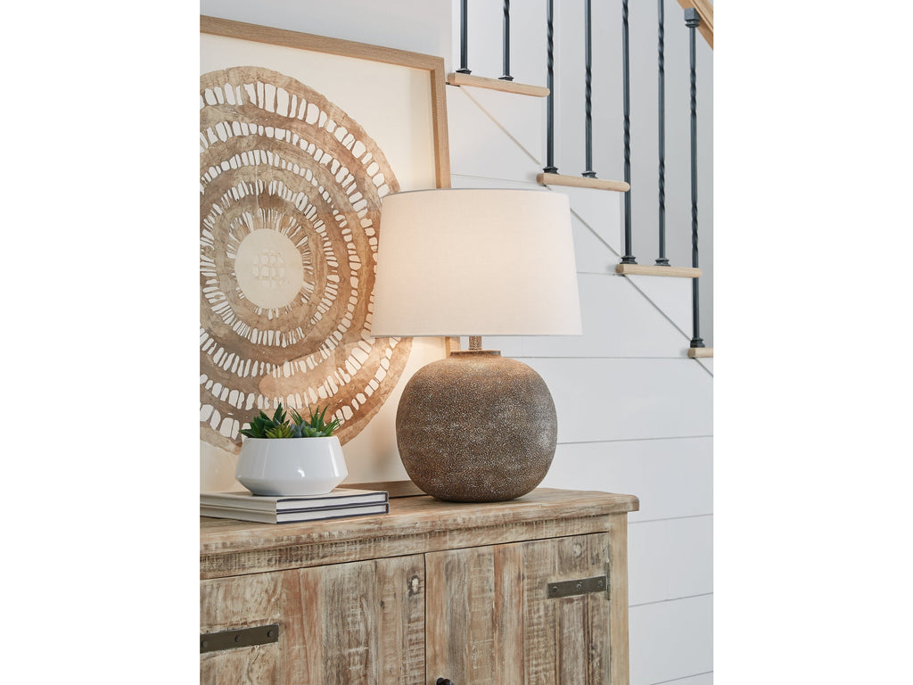 Neavesboro Antique Brown/White 2-Piece Lamp Set