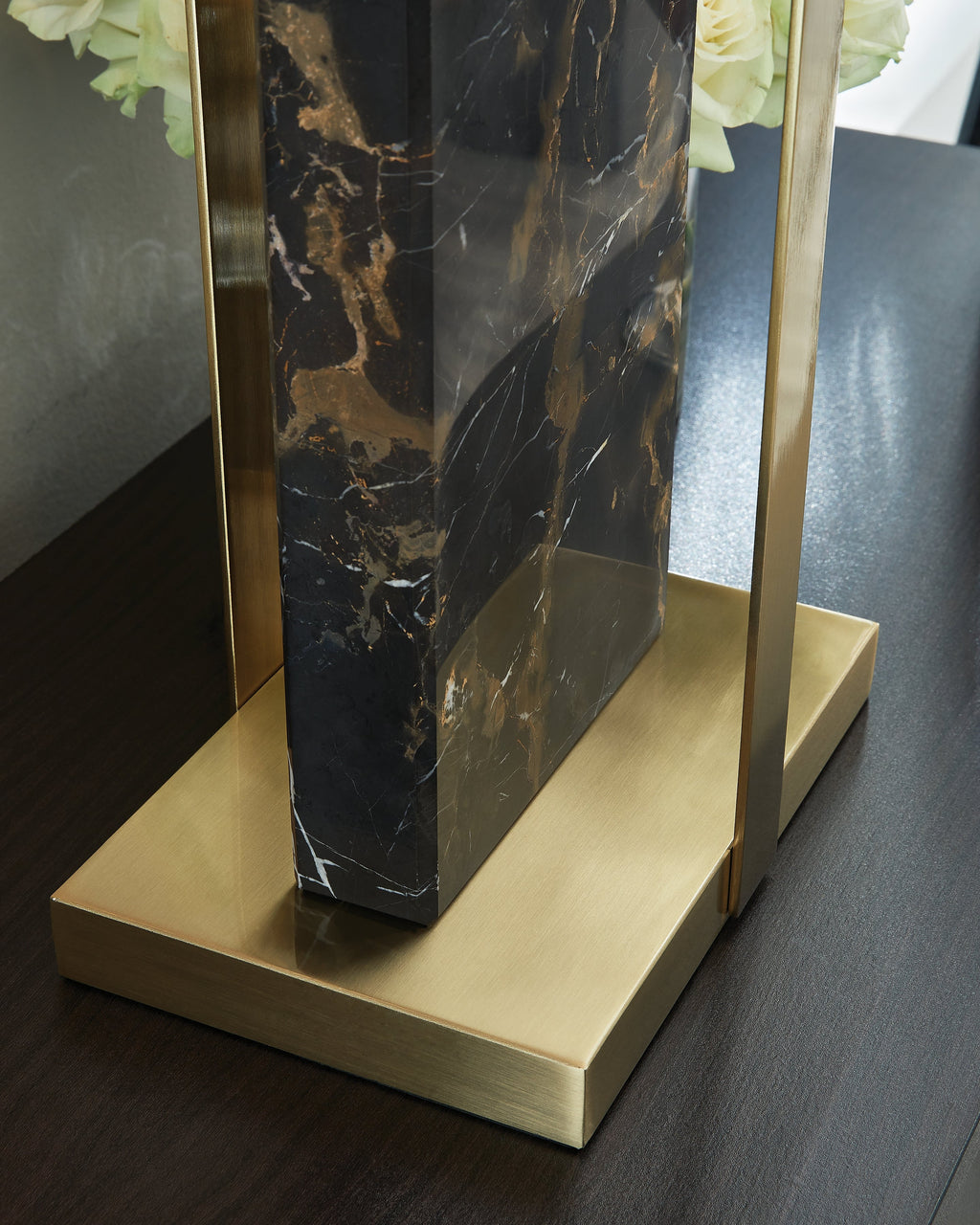 Neonish Black/Gold Table Lamp