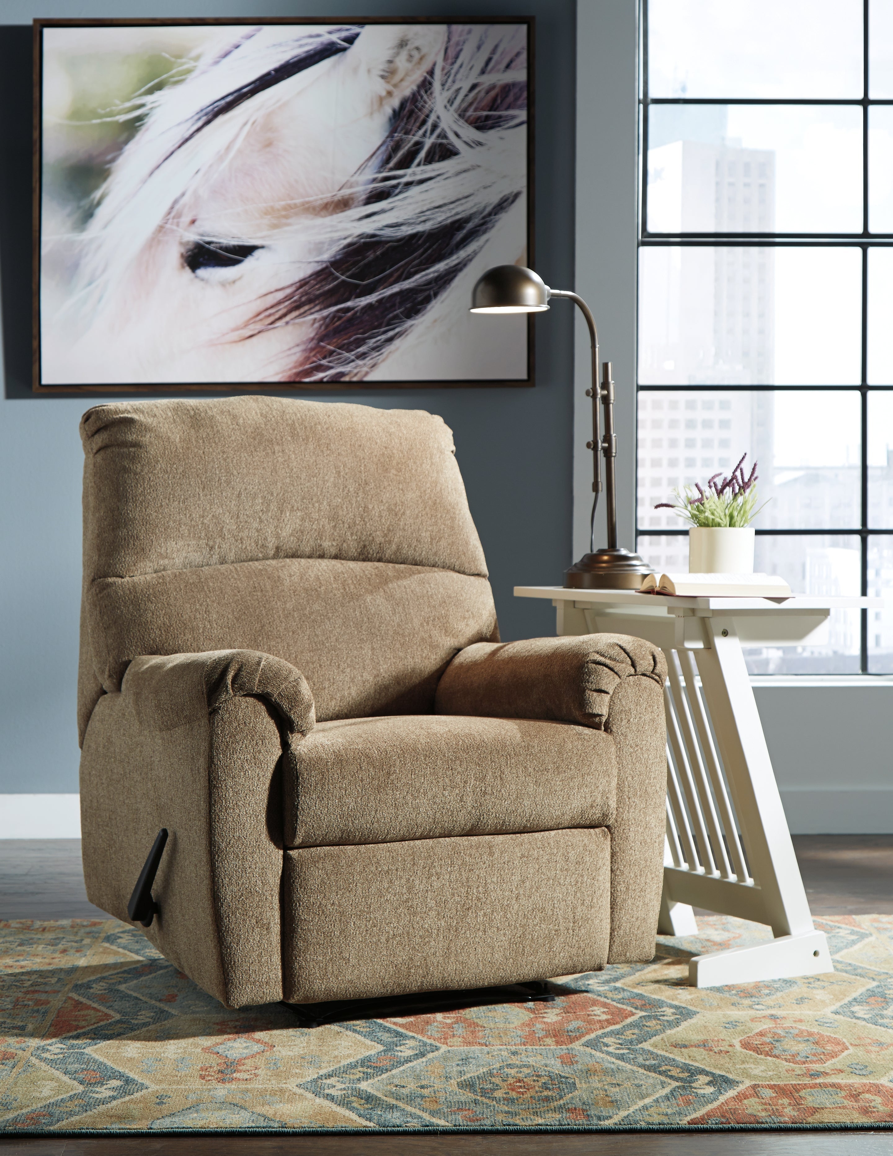 Nerviano Zero Wall Manual Recliner