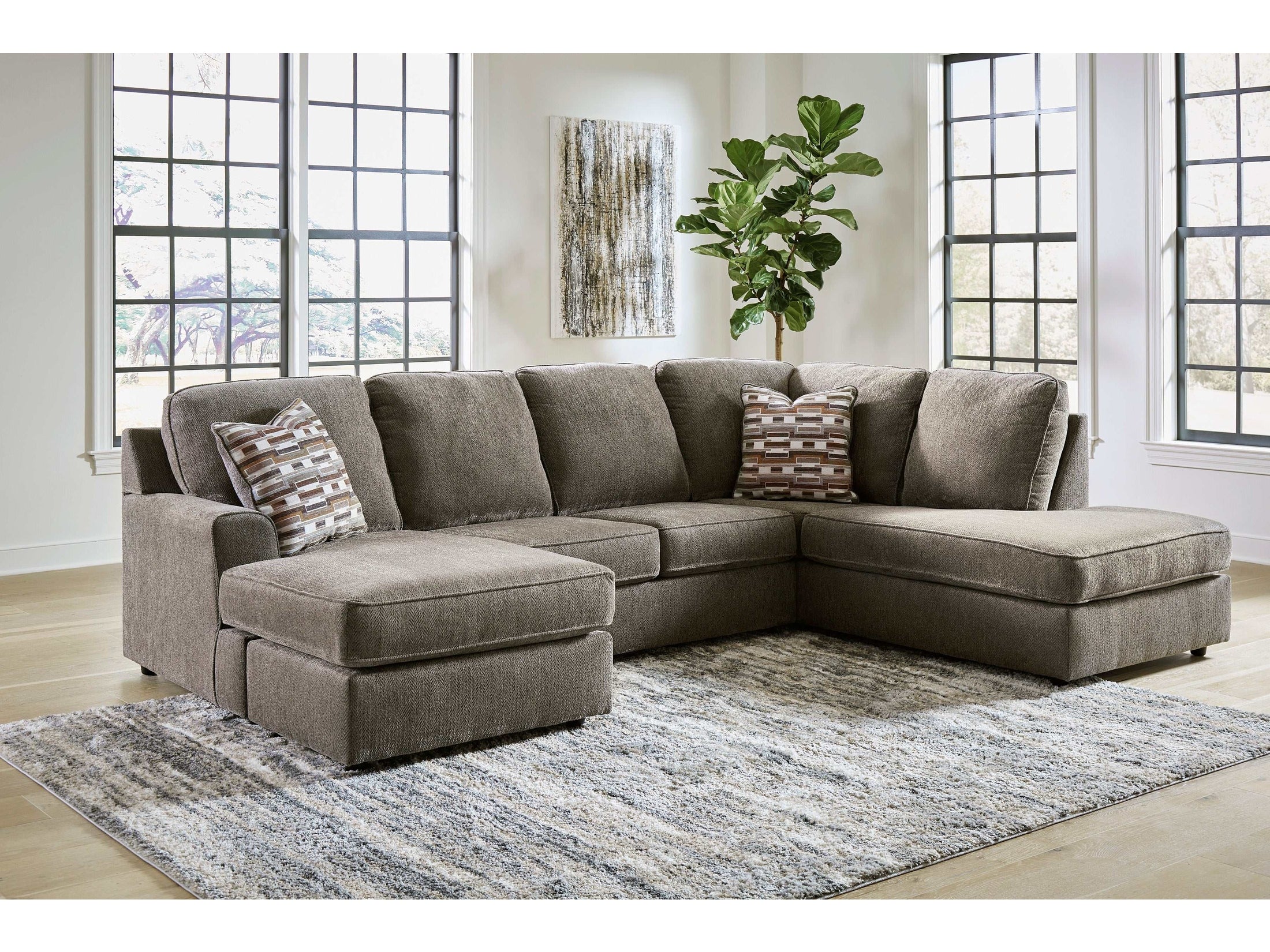 O'Phannon Putty 2pc RAF Corner Chaise Sectional Sofa