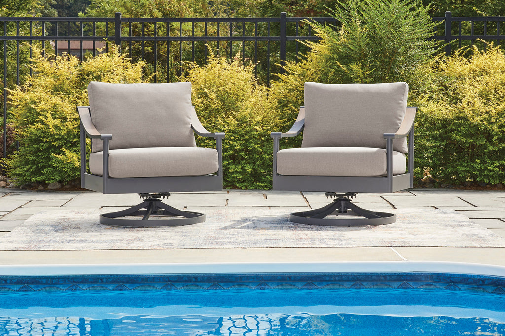 Ocean Beach Gray Swivel Lounge w/ Cushion