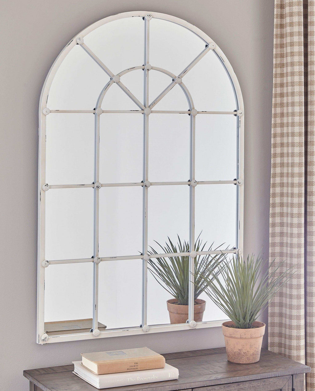 Oengus Accent Mirror