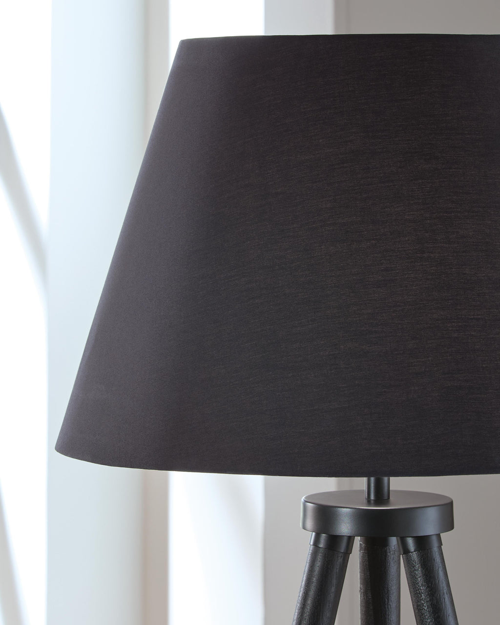 Orhan Black Floor Lamp