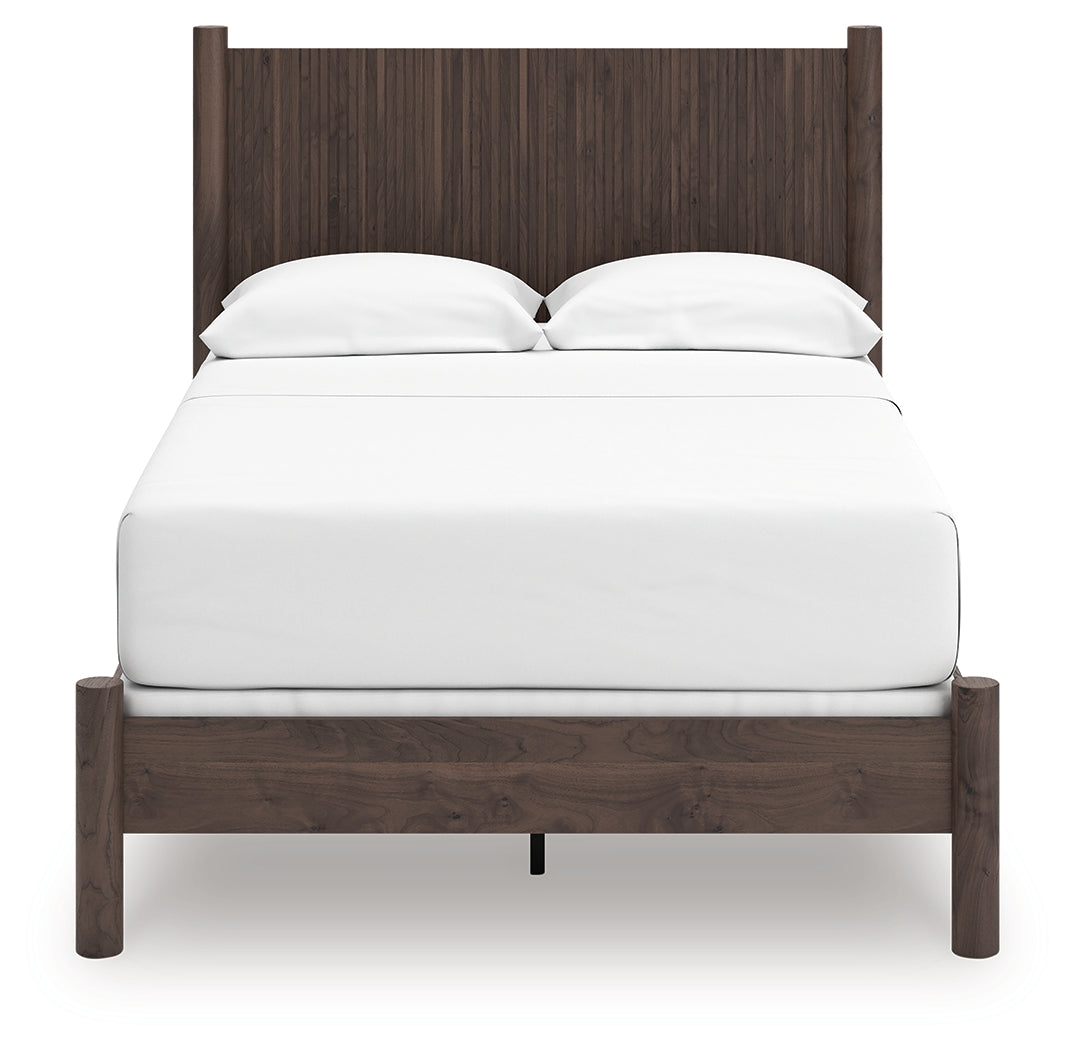 Pamytta Brown Full Panel Bed