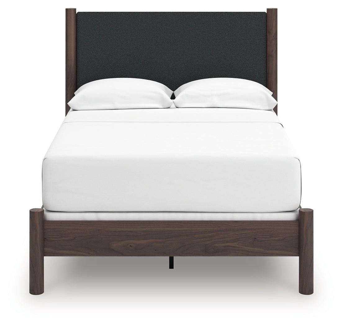 Pamytta Brown Full Upholstered Panel Bed