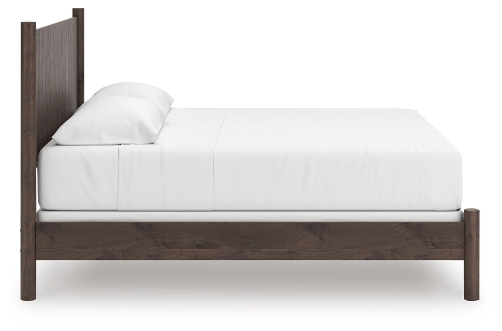 Pamytta King Panel Bed, Dresser, Mirror and Nightstand, Brown