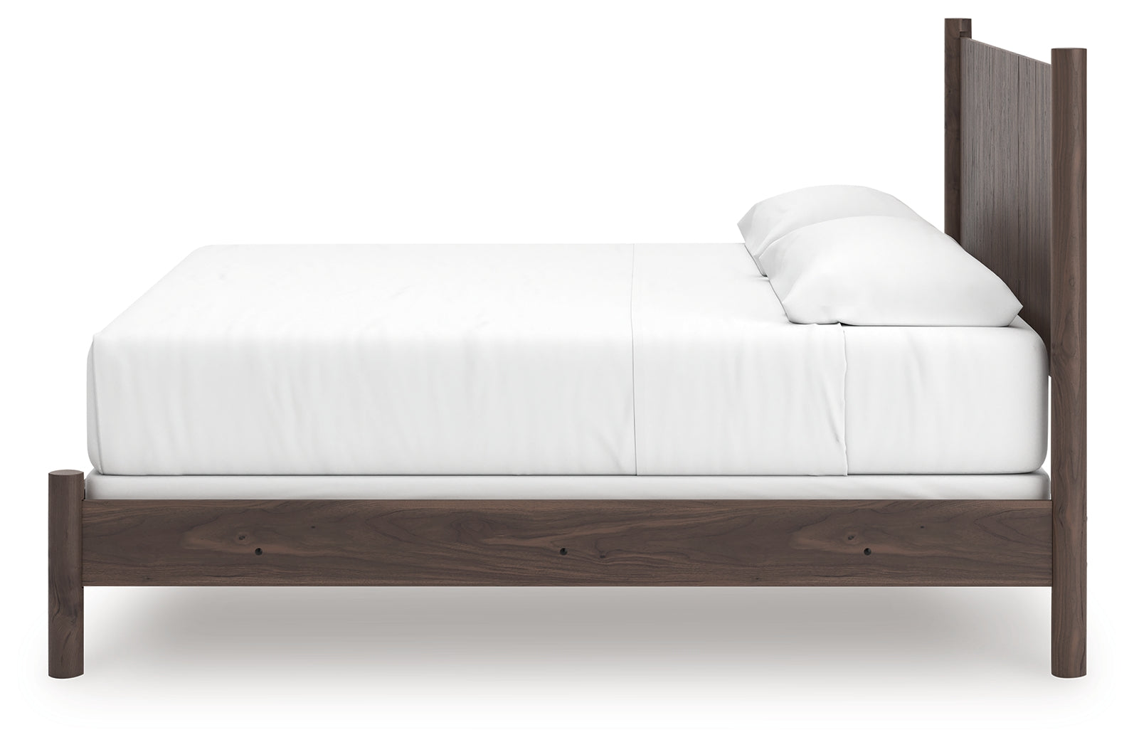 Pamytta King Panel Bed, Dresser, Mirror and Nightstand, Brown