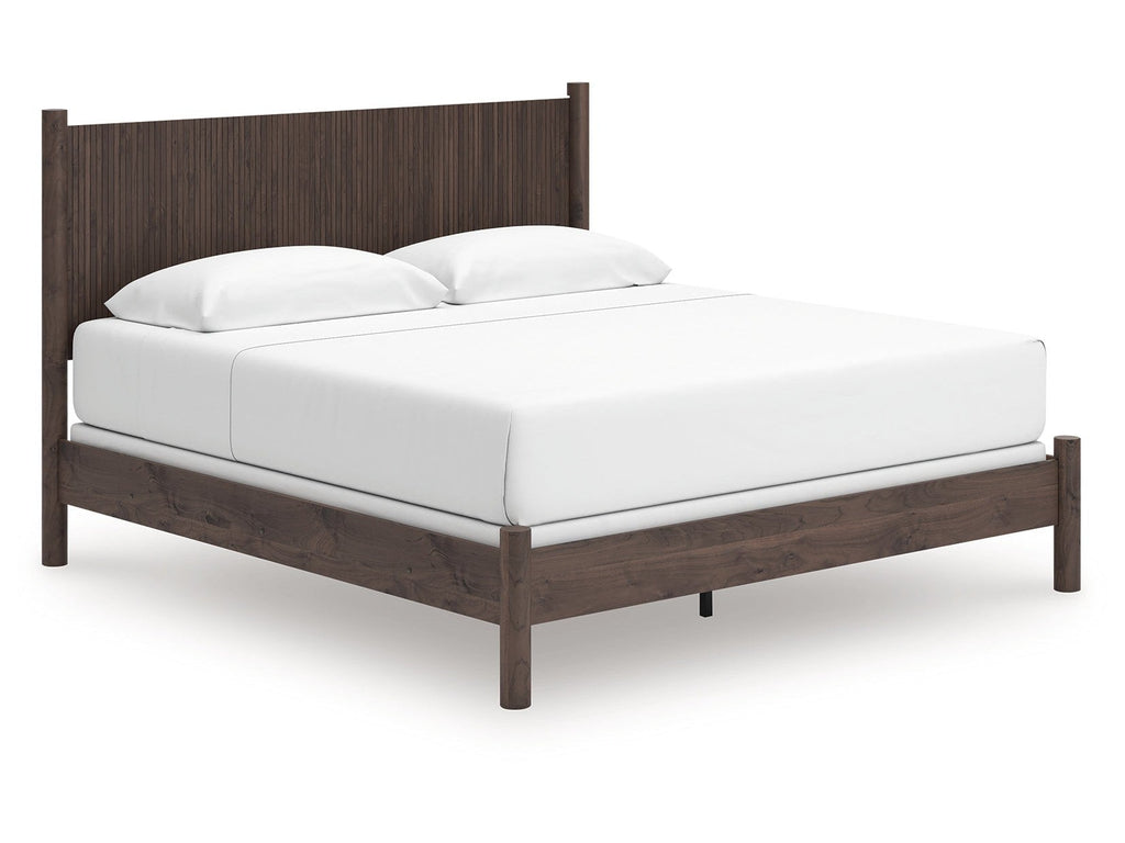 Pamytta Brown King Panel Bed