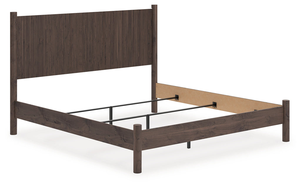 Pamytta Brown King Panel Bed
