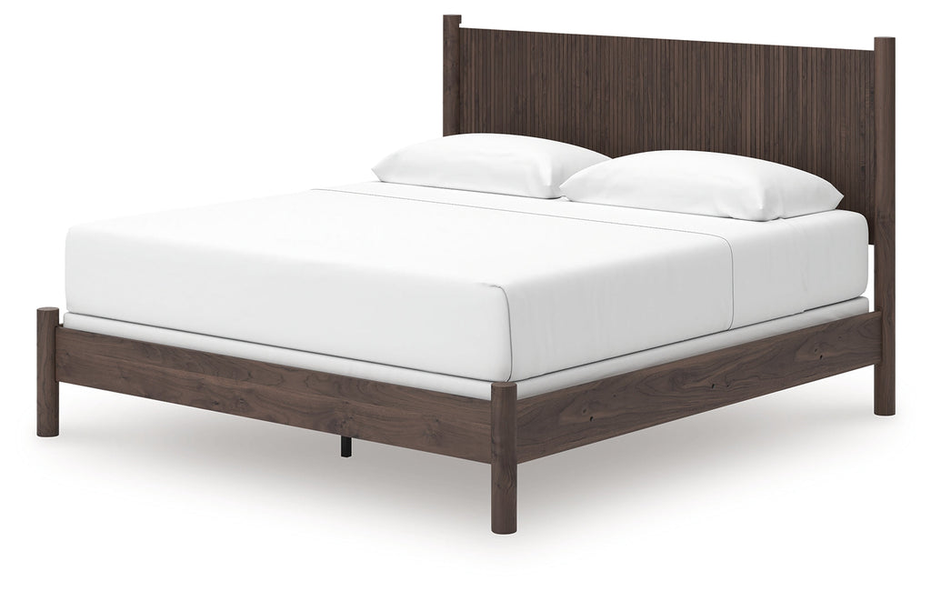 Pamytta Brown King Panel Bed