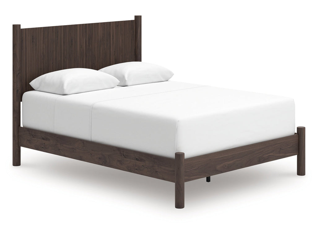 Pamytta Brown Queen Panel Bed